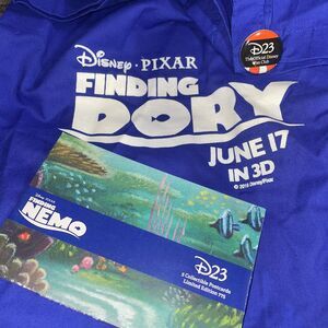 Disney Pixar Finding Dory 14”x14” blue cloth tote bag with D23 pin & Postcards